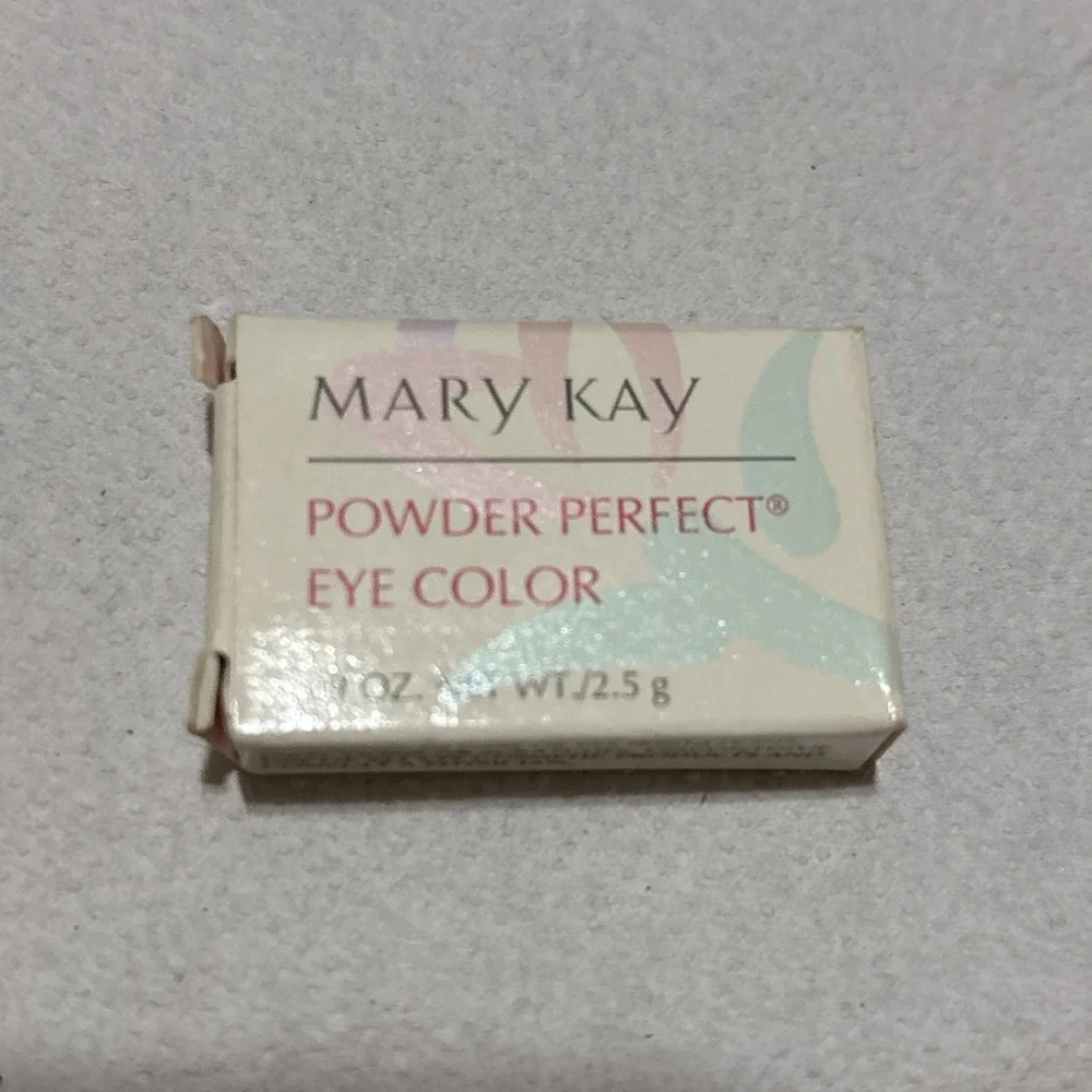 Mary Kay Powder‎ Perfect Eye Color Shadow .09 oz  New Old Stock Fig 2294